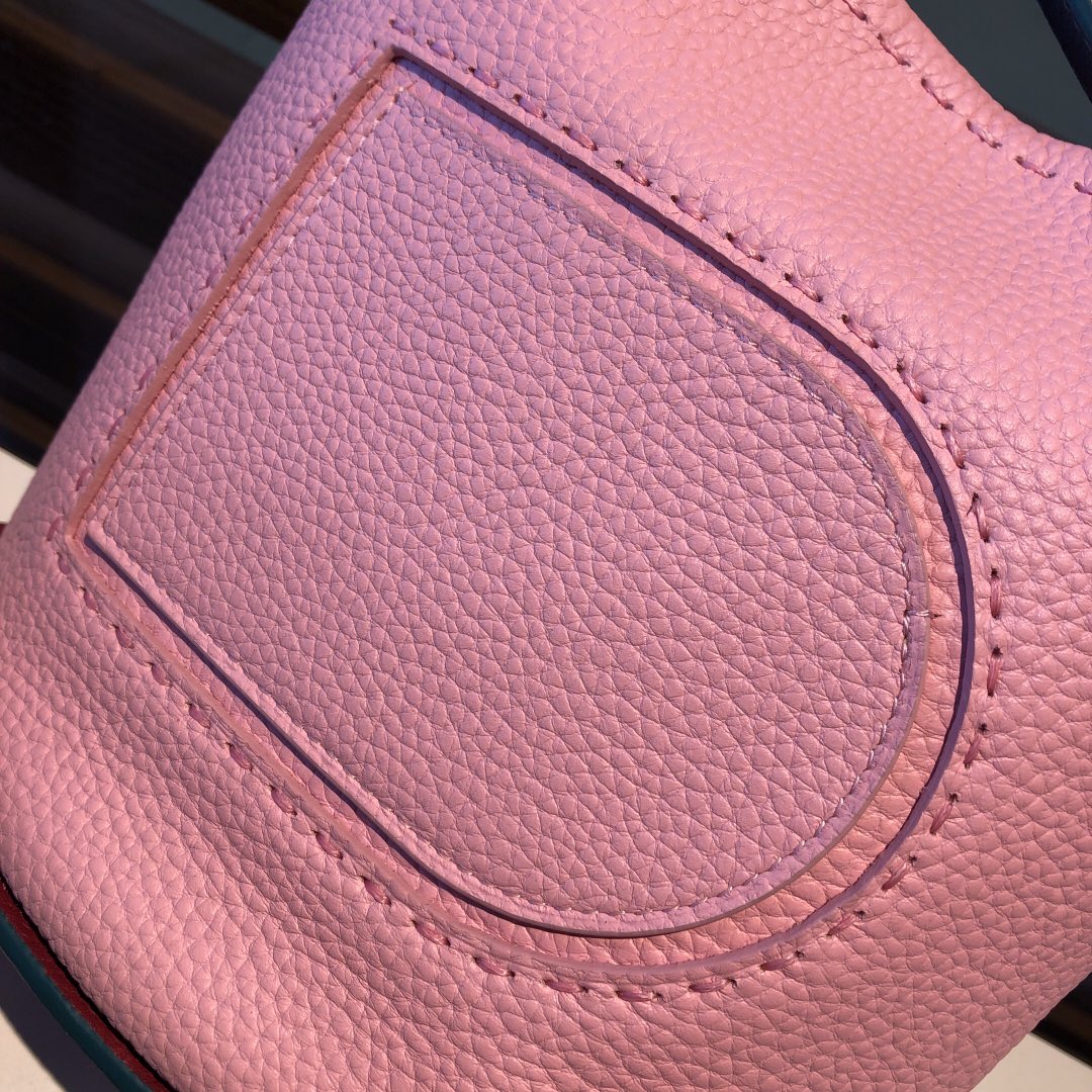 델보 팽 미니 버킷 크로스백